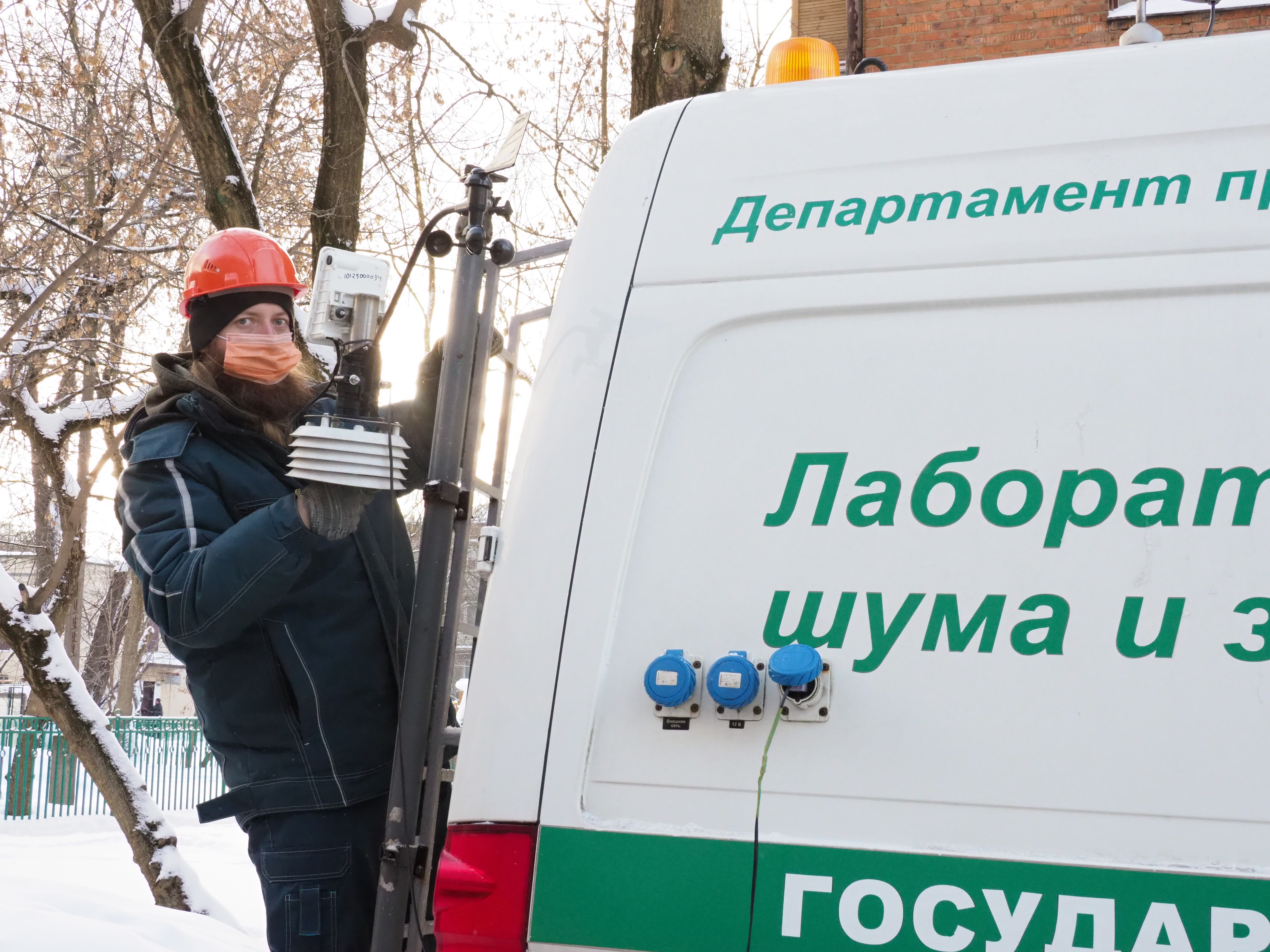 Как на Лётной пыль поймали