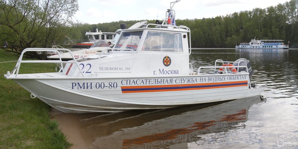 В Серебряном Бору спасли тонущего