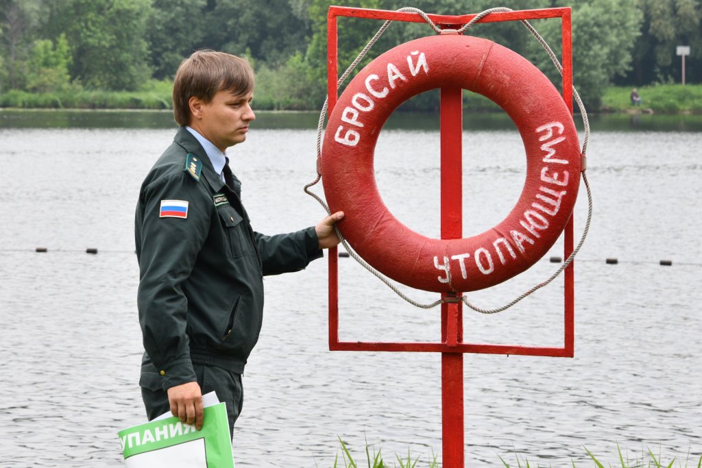 Роспотребнадзор разрешил купаться в двух водоёмах в Серебряном Бору