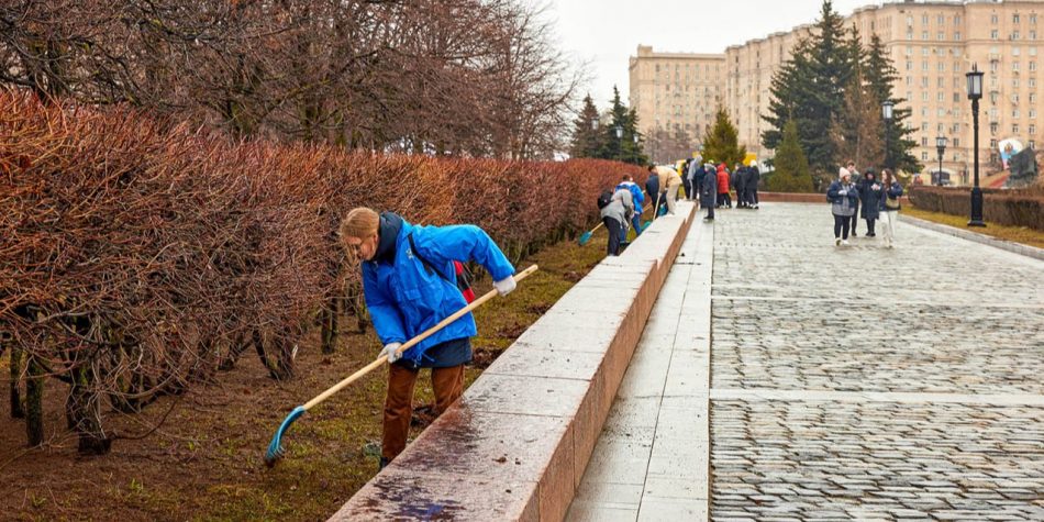 Собянин объявил 15 апреля датой проведения в Москве весеннего субботника