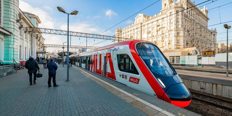 Собянин: Число путей между Белорусским и Савеловским вокзалами в Москве удвоят