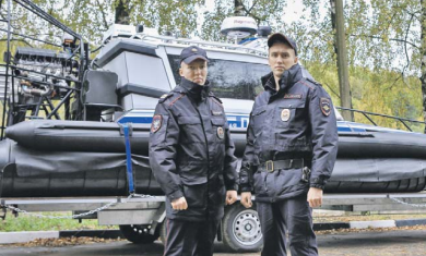 В Хорошёво-Мнёвниках готовят к спуску полицейскую суперлодку