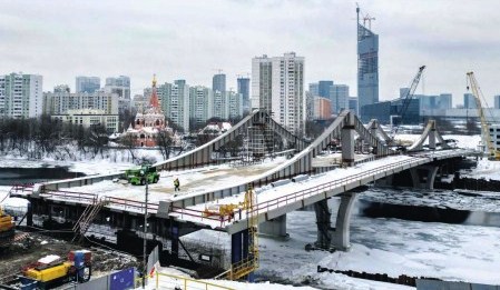 Мост в Мнёвниковской пойме планируют достроить в этом году