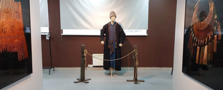 Выставка древнерусских костюмов открылась на Митинской