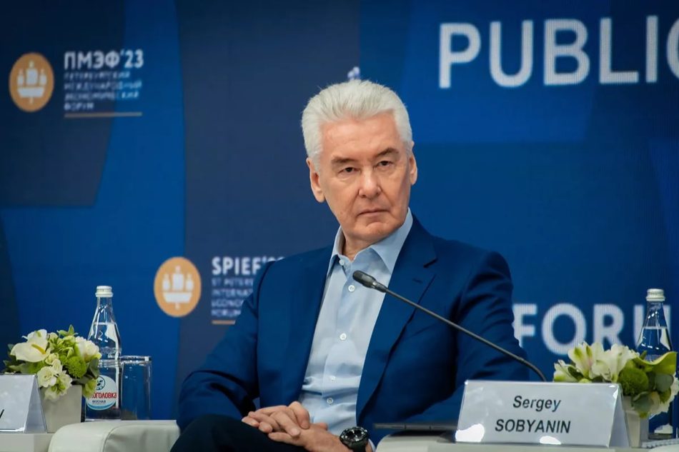 Собянин: Главное здание Павловской больницы будет отреставрировано
