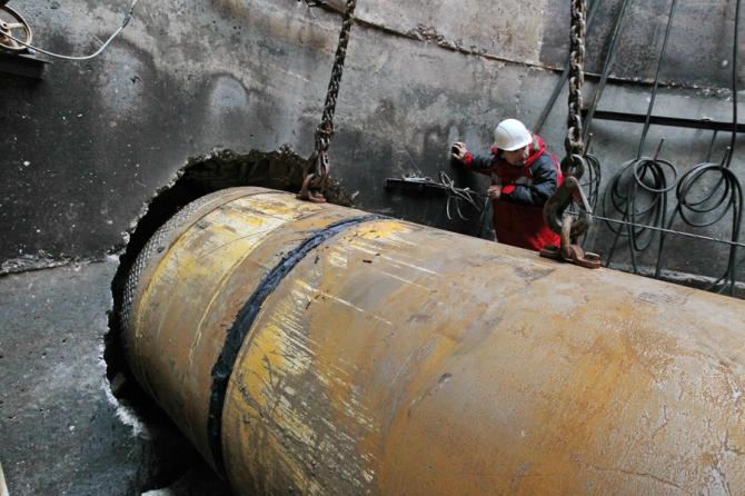 В районе Строгино прокладывают газопровод