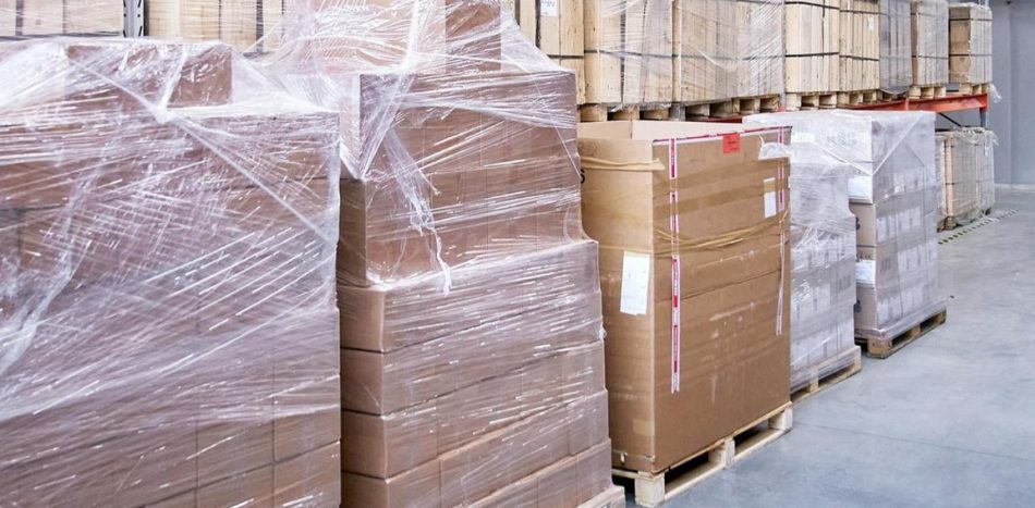 Волонтеры Троицка собрали и доставили в зону СВО более 220 тонн гумпомощи